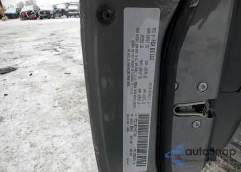 2017 Chrysler 300 Limited z USA, uszkodzony, nr VIN 2C3CCARG2HH657808